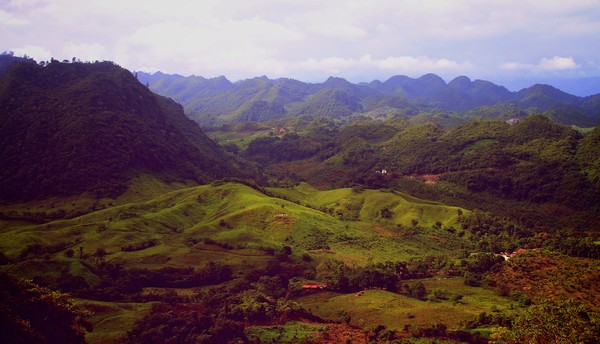 Mountains of Guatemala by AIReStudios
